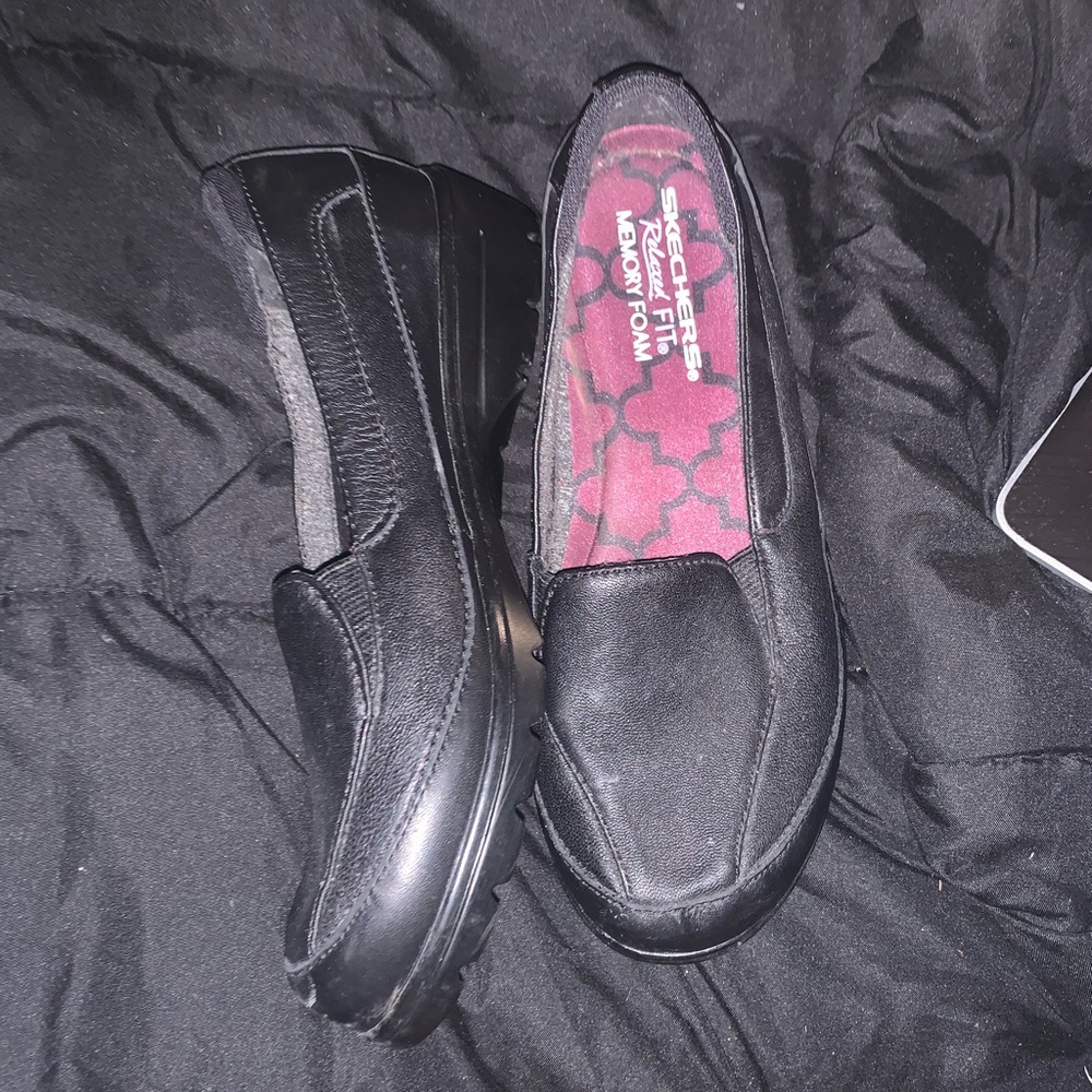 Sketchers memory foam (relaxed fit)